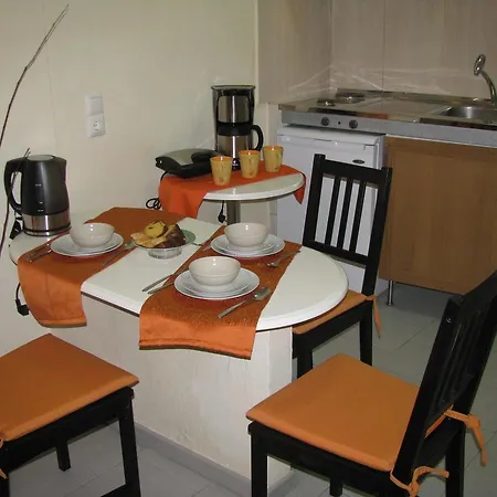 Kokkinos Apartment