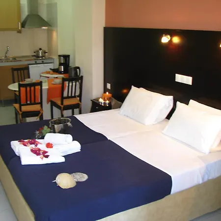 Kokkinos Apartment *